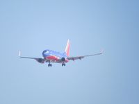 N7812G @ 3607 - Landing - by Canonman
