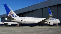N673UA @ SFO - SFO 2017. - by Clayton Eddy