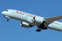 C-GHPV @ LLBG - Close-up on take-off, en-route Toronto. - by ikeharel