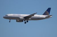 N417UA @ LAX - United