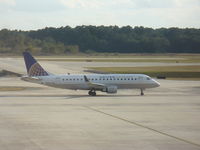N89321 @ IAH - ERJ-175LR