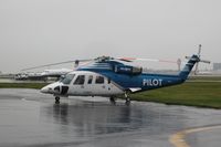 C-GHJT @ YVR - Pilot ?? - by Manuel Vieira Ribeiro