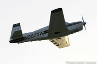 N2572W @ KMIV - Mooney M20C Ranger  C/N 3273, N2572W - by Dariusz Jezewski www.FotoDj.com