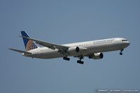 N67052 @ KJFK - Boeing 767-424/ER - United Airlines  C/N 29447, N67052