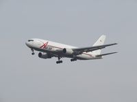 N795AX @ 3607 - Landing - by Canonman