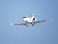 N371HA @ 3607 - Landing - by Canonman