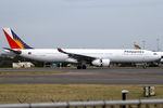 RP-C8785 @ YSSY - TAXIING - by Bill Mallinson