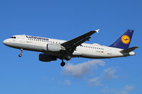D-AIZJ @ EGLL - On approach - by Howard J Curtis
