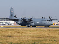 07-8613 @ EDDS - 07-8613 at Stuttgart Airport. - by Heinispotter