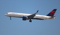 N553NW @ LAX - Delta - by Florida Metal