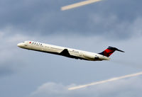 N948DL @ KATL - Takeoff Atlanta