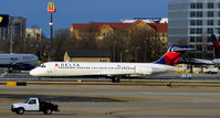 N954AT @ KATL - Landing Atlanta - by Ronald Barker
