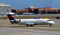 N921EV @ KATL - Taxi to gate Atlanta - by Ronald Barker