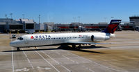 N936AT @ KATL - Taxi Atlanta - by Ronald Barker