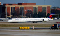 N949DN @ KATL - Taxi to gate Atlanta - by Ronald Barker