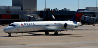 N950AT @ KATL - Taxi Atlanta - by Ronald Barker