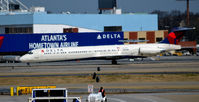 N964DL @ KATL - Taxi Atlanta - by Ronald Barker