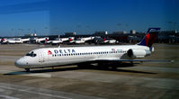 N975AT @ KATL - Taxi Atlanta - by Ronald Barker