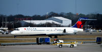 N988AT @ KATL - Taxi Atlanta - by Ronald Barker