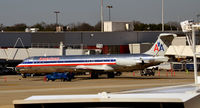 N9624T @ KATL - Gate T12 Atlanta - by Ronald Barker