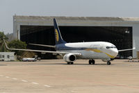 VT-JBE @ VOMM - Taxiing in to Chennai International. - by Arjun Sarup
