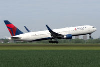 N197DN @ EHAM - DELTA