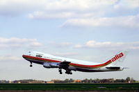JY-AFS @ EHAM - Alia - Royal Jordanian Airlines Boeing 747-2D3B taking off from Schiphol airport, the Netherlands, 1985 - by Van Propeller
