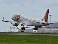CS-TPV @ LPPT - TAP Express 1016 take off to Madrid - by JC Ravon - FRENCHSKY