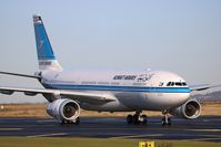 9K-APA @ LFPG - Taxiing - by Romain Roux