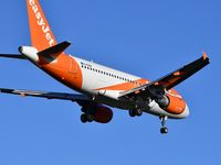 G-EZGF @ LPPT - U27083 from Liverpool - by JC Ravon - FRENCHSKY