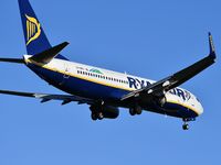 EI-EMO @ LPPT - FR2622 from Ponta Delgada (PDL) - by JC Ravon - FRENCHSKY