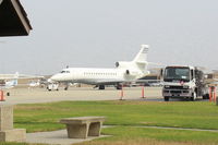 N728GH @ CMA - 1986 Dassault-Breguet FALCON (Mystere) 900, 3 Garrett-AirResearch TFE731-5AR-1C Turbofans 4,500 lb st each - by Doug Robertson