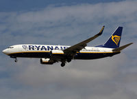 EI-DWT @ LEBL - Landing rwy 25R - by Shunn311