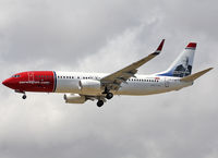EI-FVP @ LEBL - Landing rwy 25R - by Shunn311
