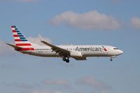 N989NN @ KDFW - Boeing 737-800 - by Mark Pasqualino