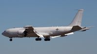 164387 @ AFW - (SHADOW) on final at AFW, Texas