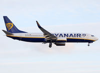 EI-FTL @ LEBL - Landing rwy 25R - by Shunn311