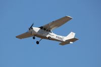 N1688C @ KISM - Cessna 172S - by Mark Pasqualino