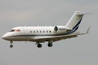 N600ES @ KCLT - ESI Aircraft 2000 LLC CL604 cn 5439 on short finals - by FerryPNL
