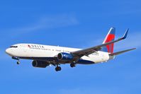 N379DA @ KBOI - Landing RWY 28R. - by Gerald Howard