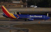 N8695D @ KTPA - Boeing 737-800 - by Mark Pasqualino