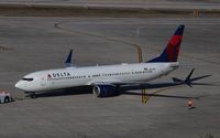 N873DN @ KTPA - Boeing 737-900ER - by Mark Pasqualino