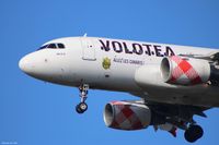 EI-FMY @ LFBD - Volotea Airbus A319 from Tenerife. - by Arthur CHI YEN