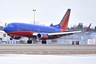 N619SW @ KBOI - Landing RWY 10L.