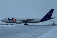 N683FE @ KBOI - Taxiing from the ramp to RWY 10L. - by Gerald Howard