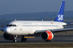 SE-DOY @ VIE - SAS Scandinavian Airlines - by Chris Jilli