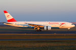 OE-LPC @ VIE - Austrian Airlines