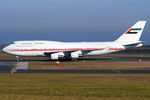 A6-COM @ VIE - Dubai Air Wings - by Chris Jilli