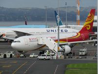 B-LNI @ NZAA - on stand at AKL - by magnaman