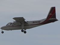 N4438 @ KBOI - Landing RWY 10L.